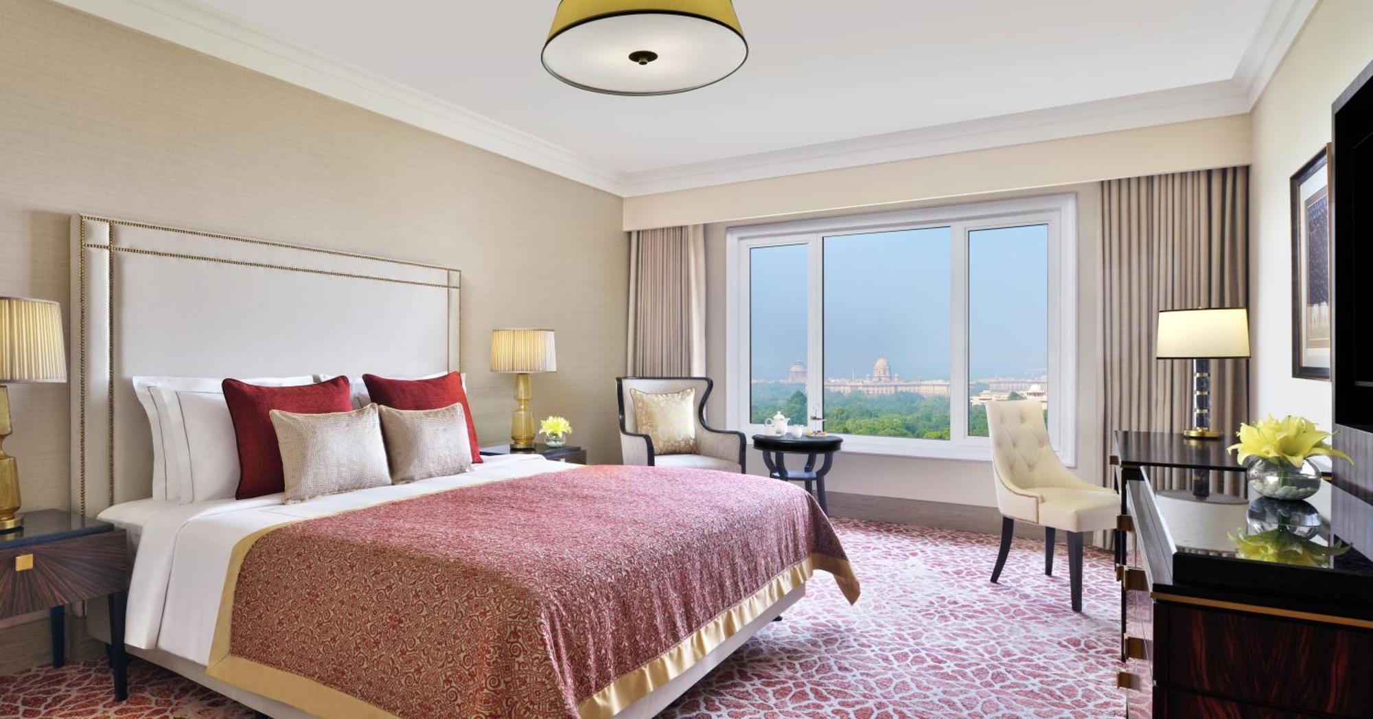Taj Club Executive Room King Bed,1270717171:JPEG