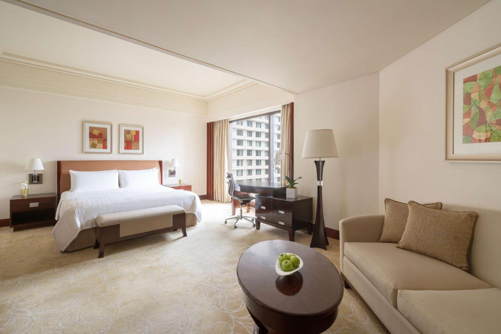 Garden Wing Premier Suite