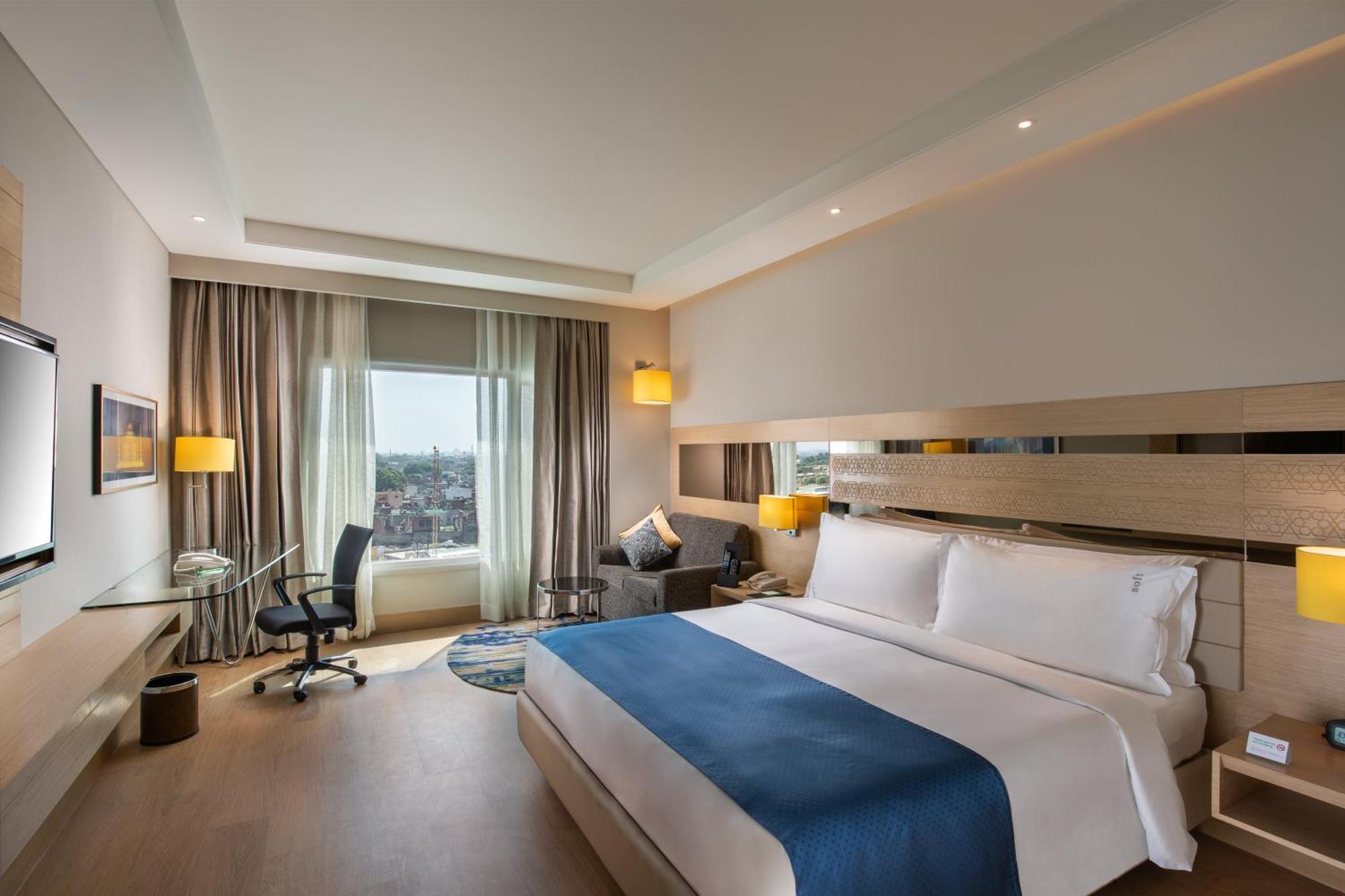 Premium King Room with 15% off on F&B 