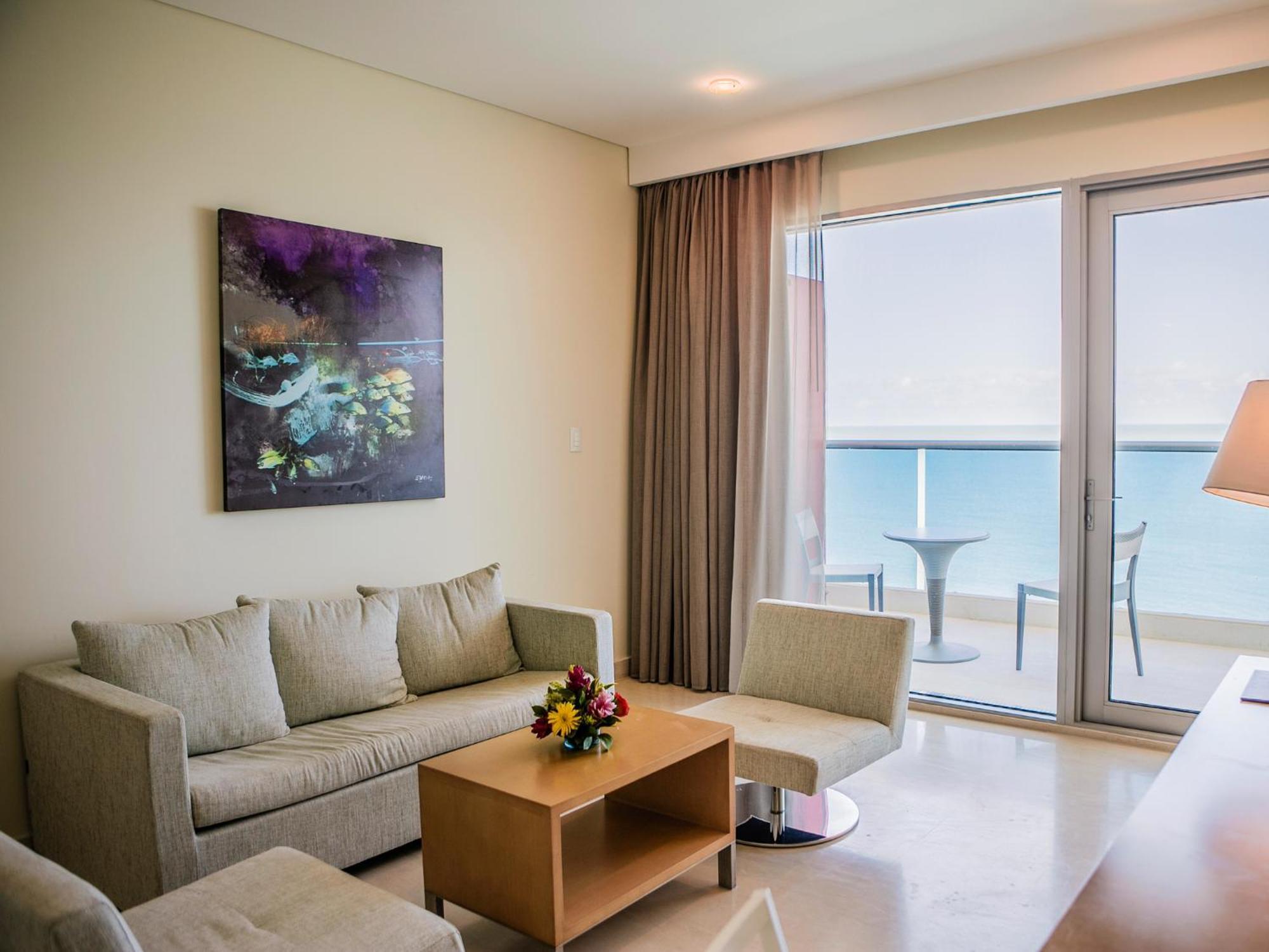 Junior Suite,1277946922:JPEG
