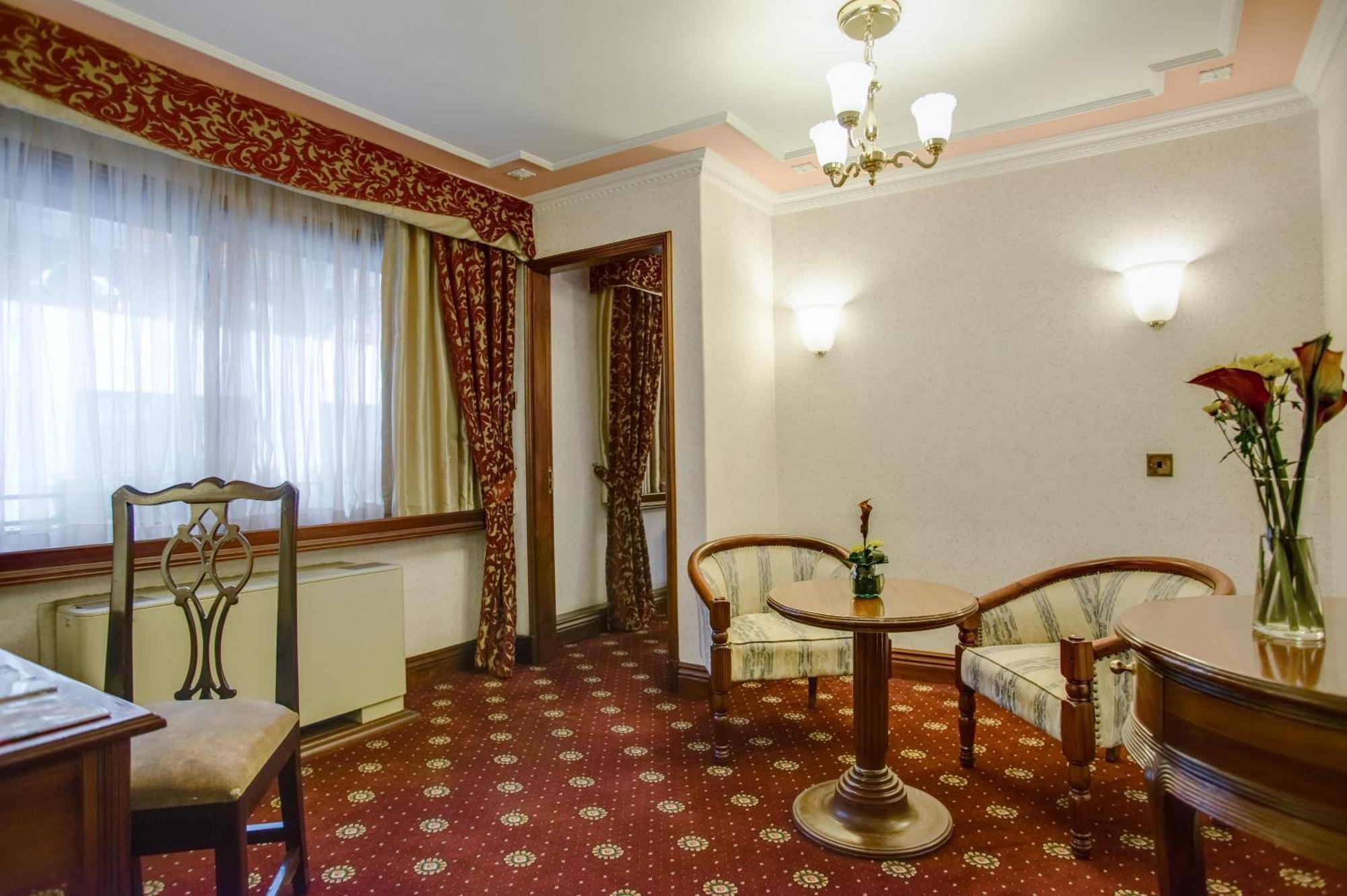 Stanley Room
