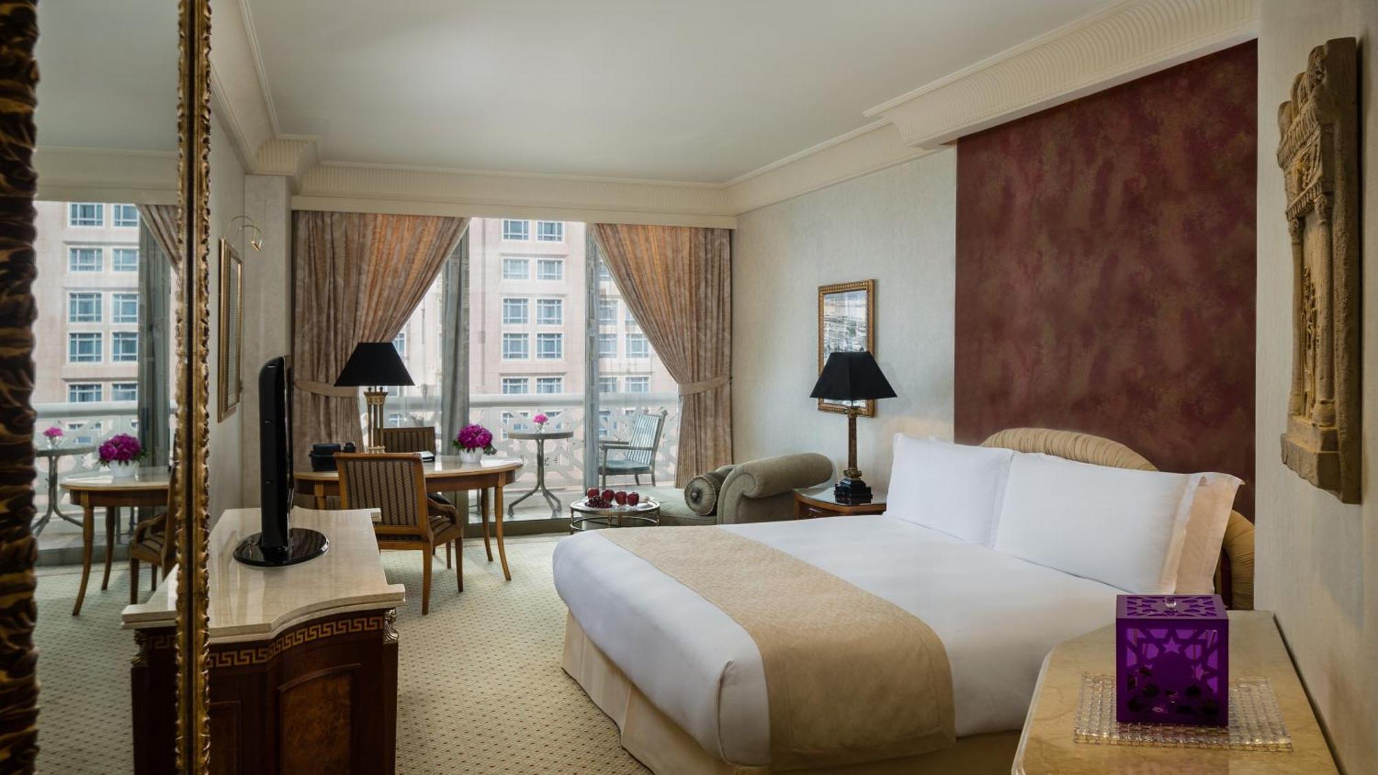 Premium King Room Pool Sea View Smoking