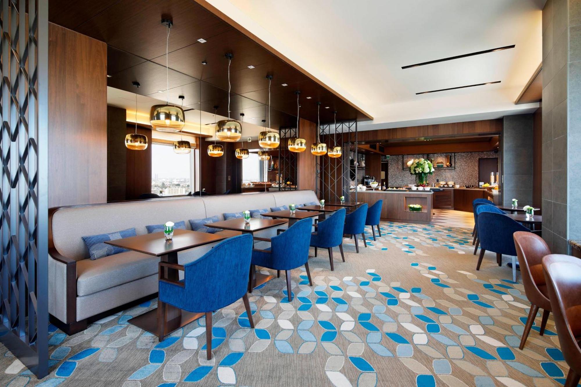 Club level, Guest room, 2 Twin/Single Bed(s), City view