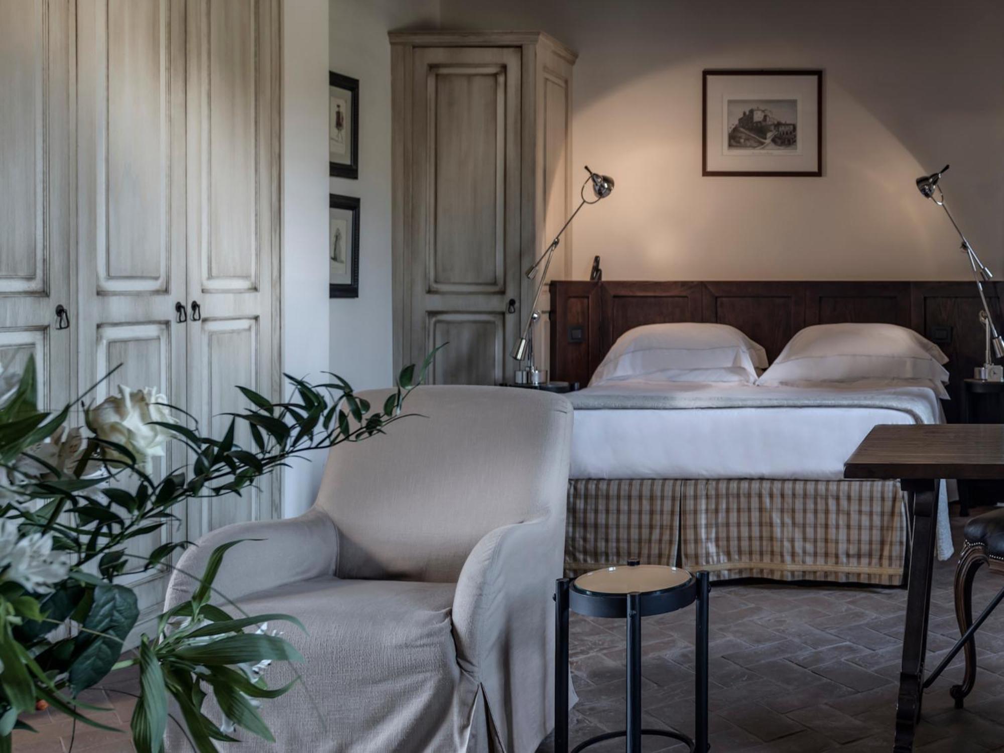 Junior Suite,1278135610:JPEG