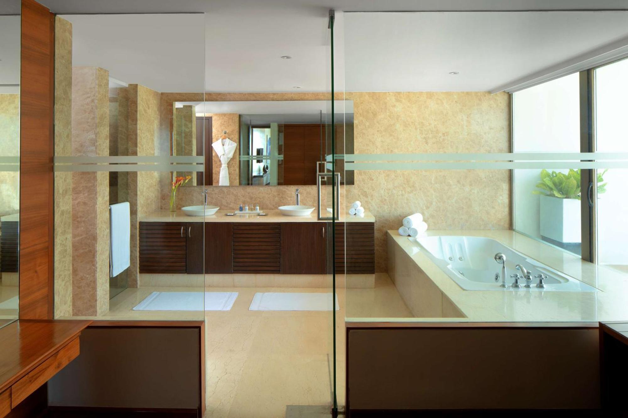 Deluxe Suite with 15% Discount on Food and Soft Beverages,1278284299:JPEG