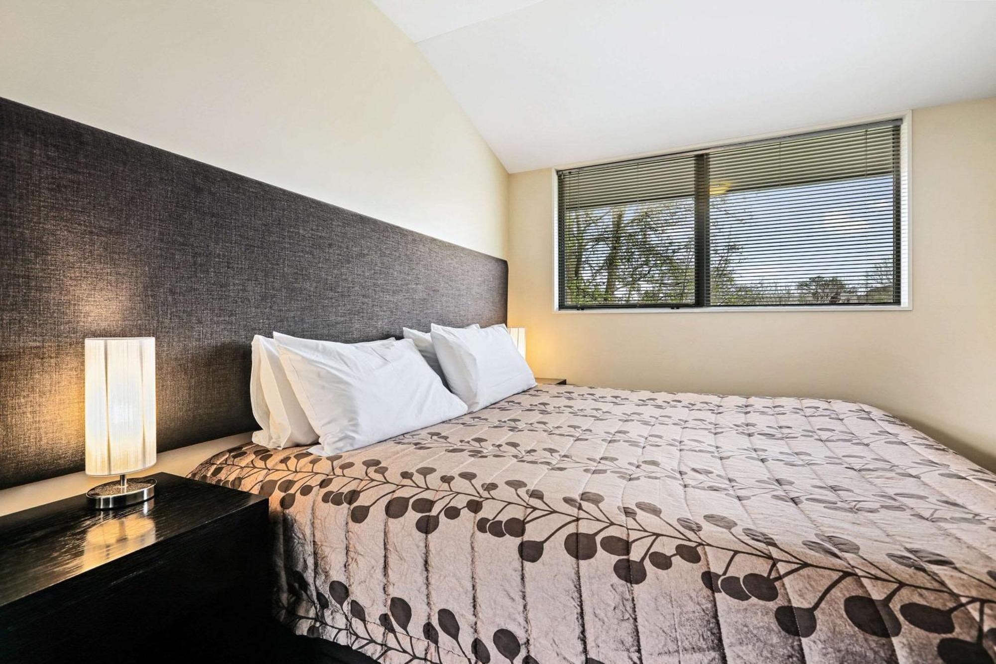 Two-Bedroom King Suite