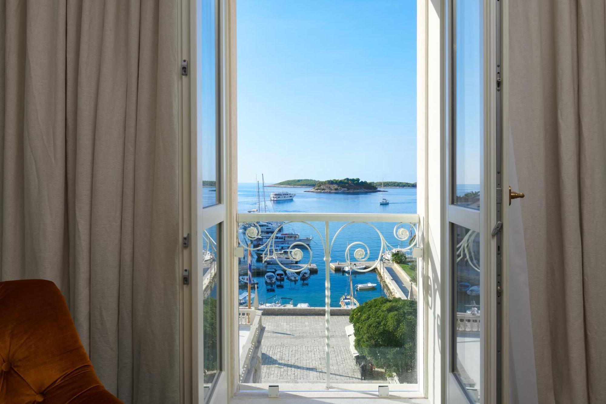 Premium Double or Twin Room Balcony Sea View