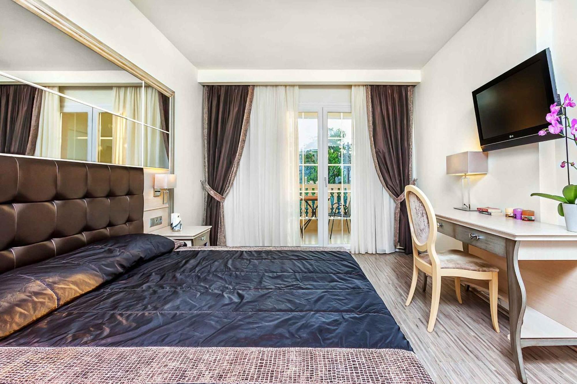 Double Room Garden View