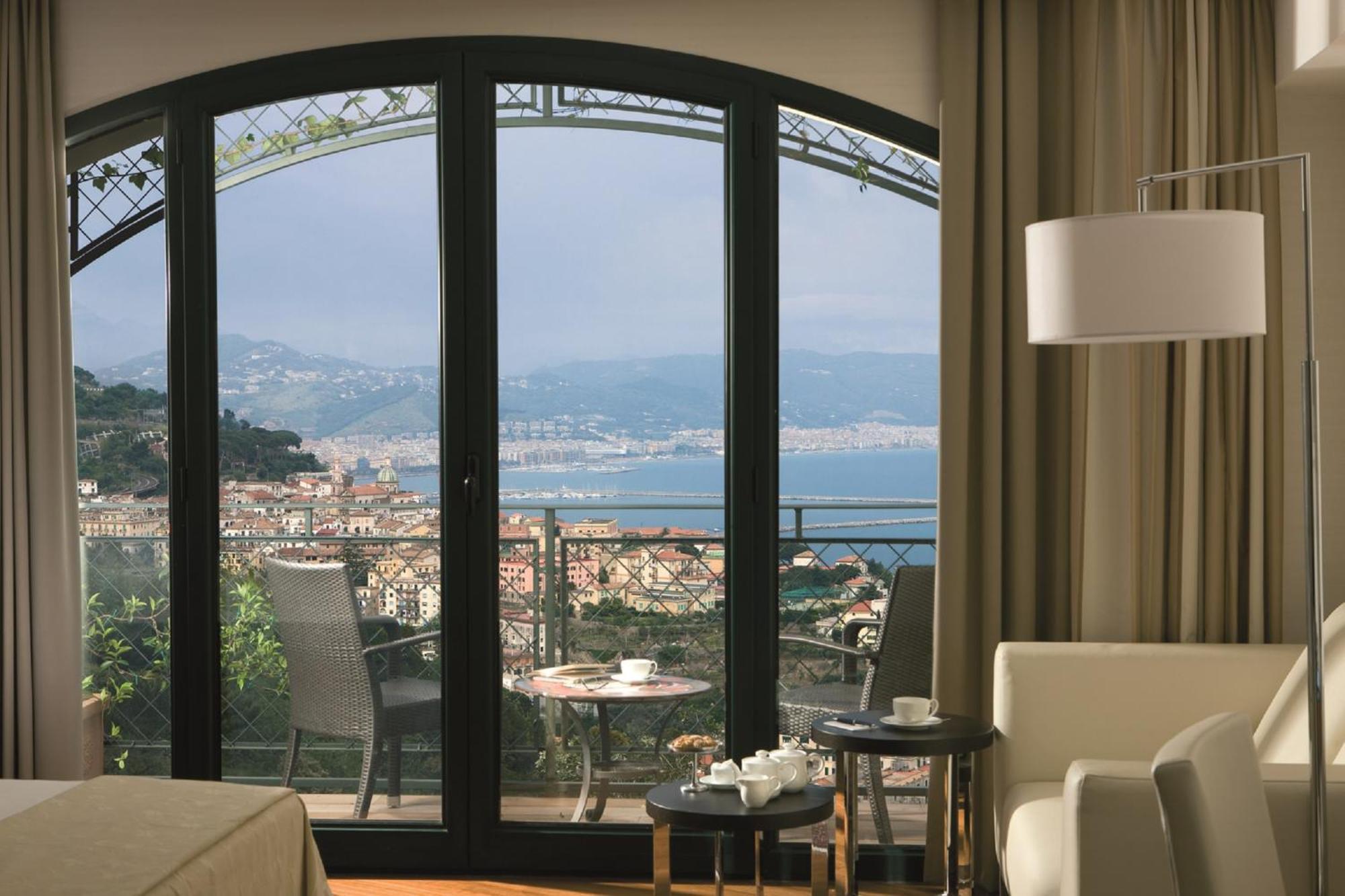 Deluxe Double Room with Sea View,1279653517:JPEG