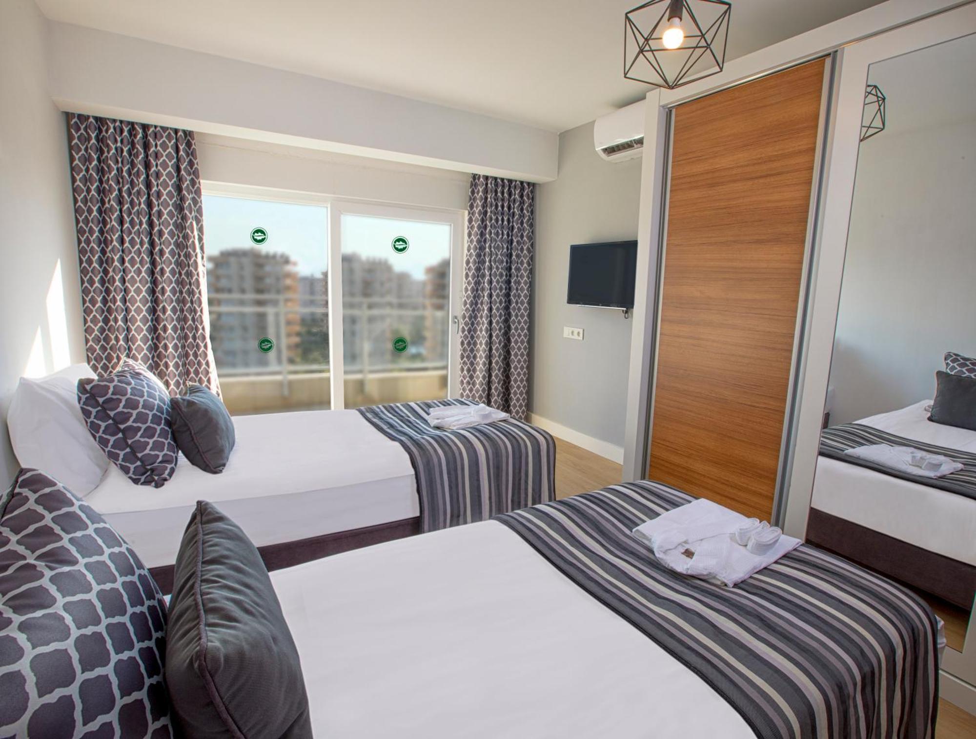 Double Room,1216436422:JPEG