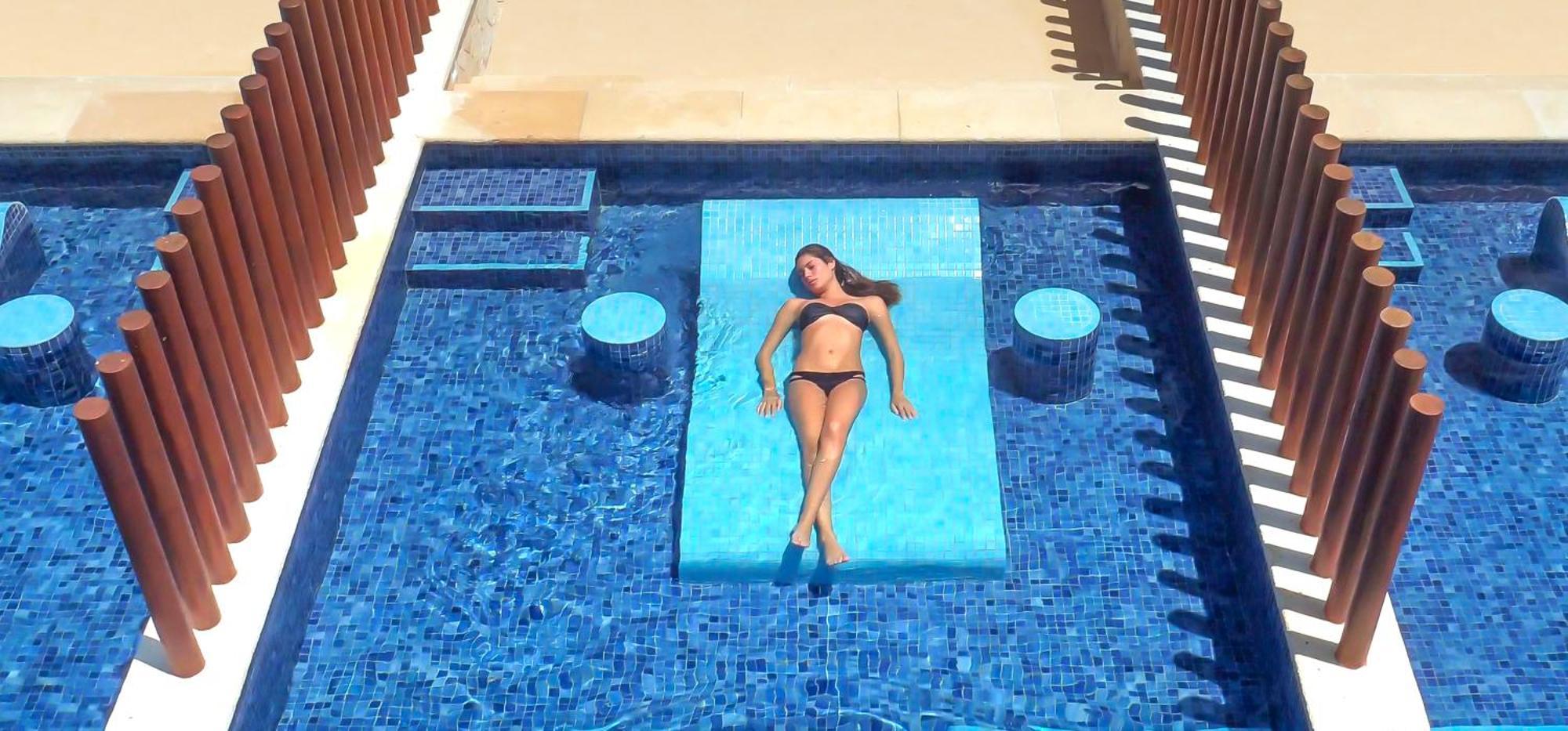 Junior Suite Swim Up Premium Level,1280858893:JPEG