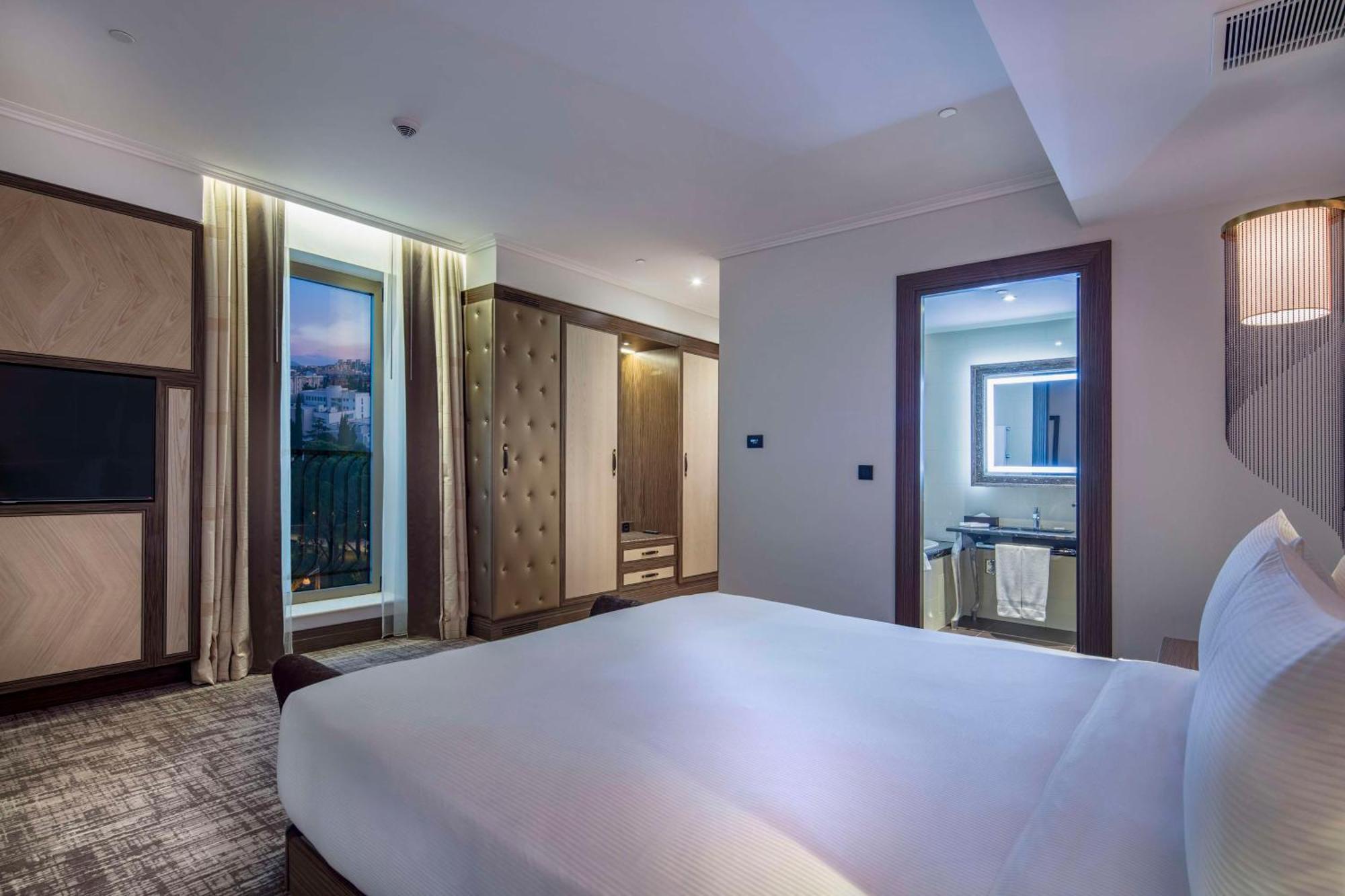 King Guest Room