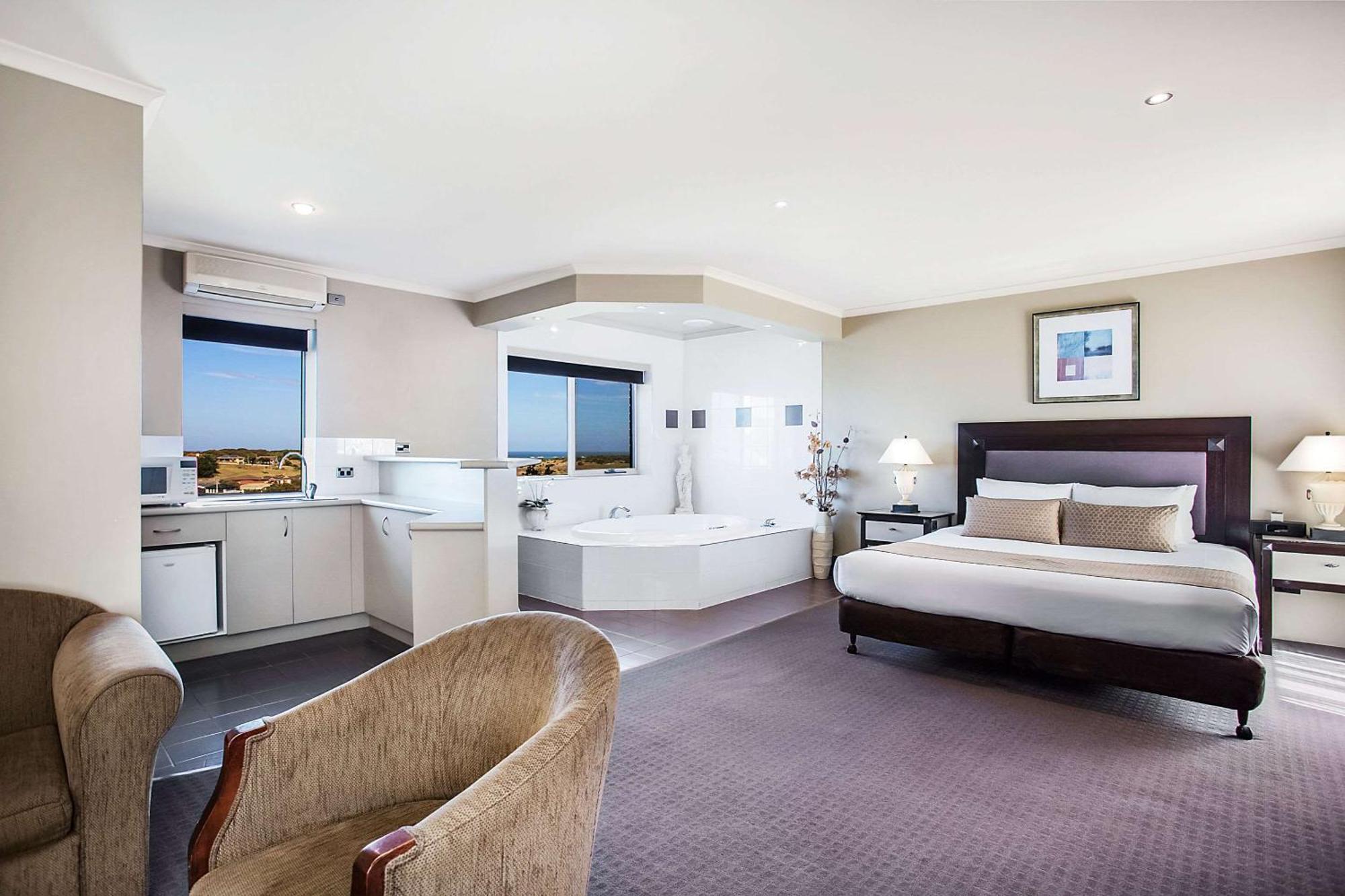 Presidential King Suite Ocean View or Whirlpool Non Smoking