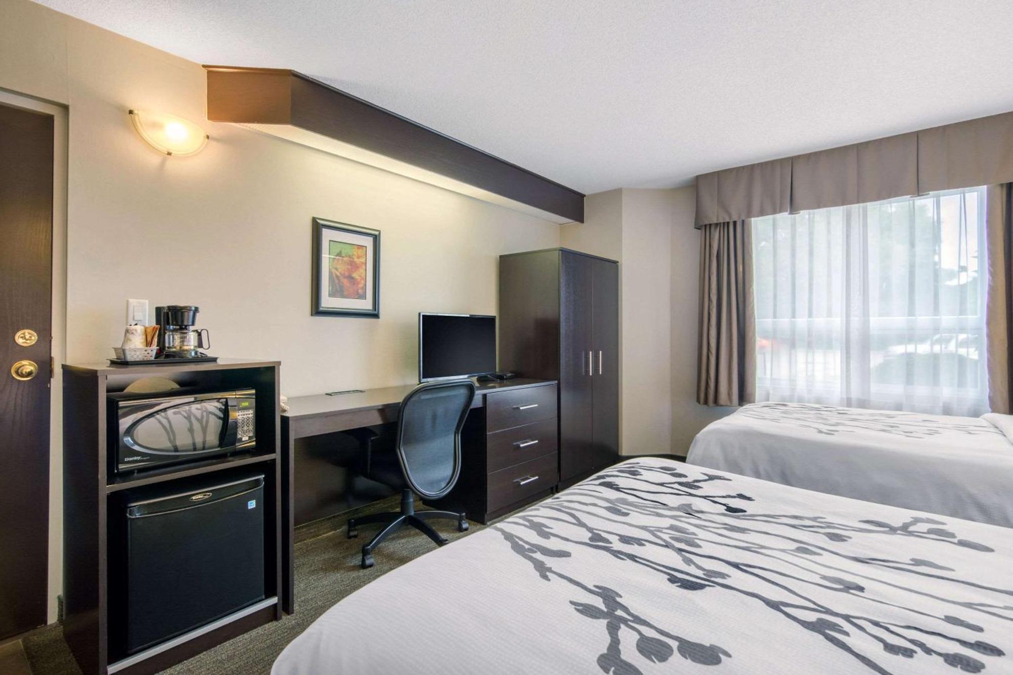 Double Room Two Double Beds Ground Floor
