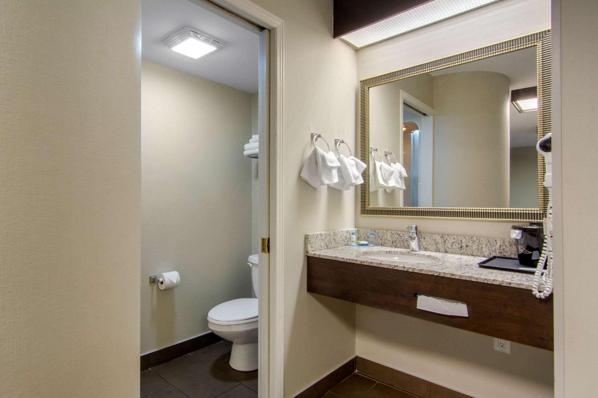 Double Room Two Double Beds Ground Floor