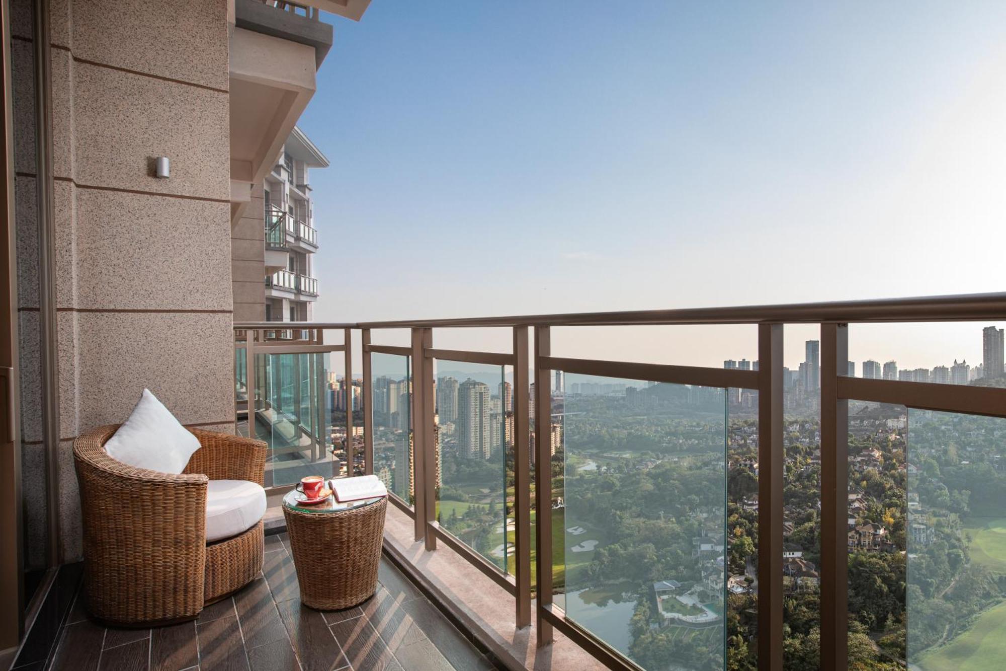 Premium King Room with Balcony and Golf View