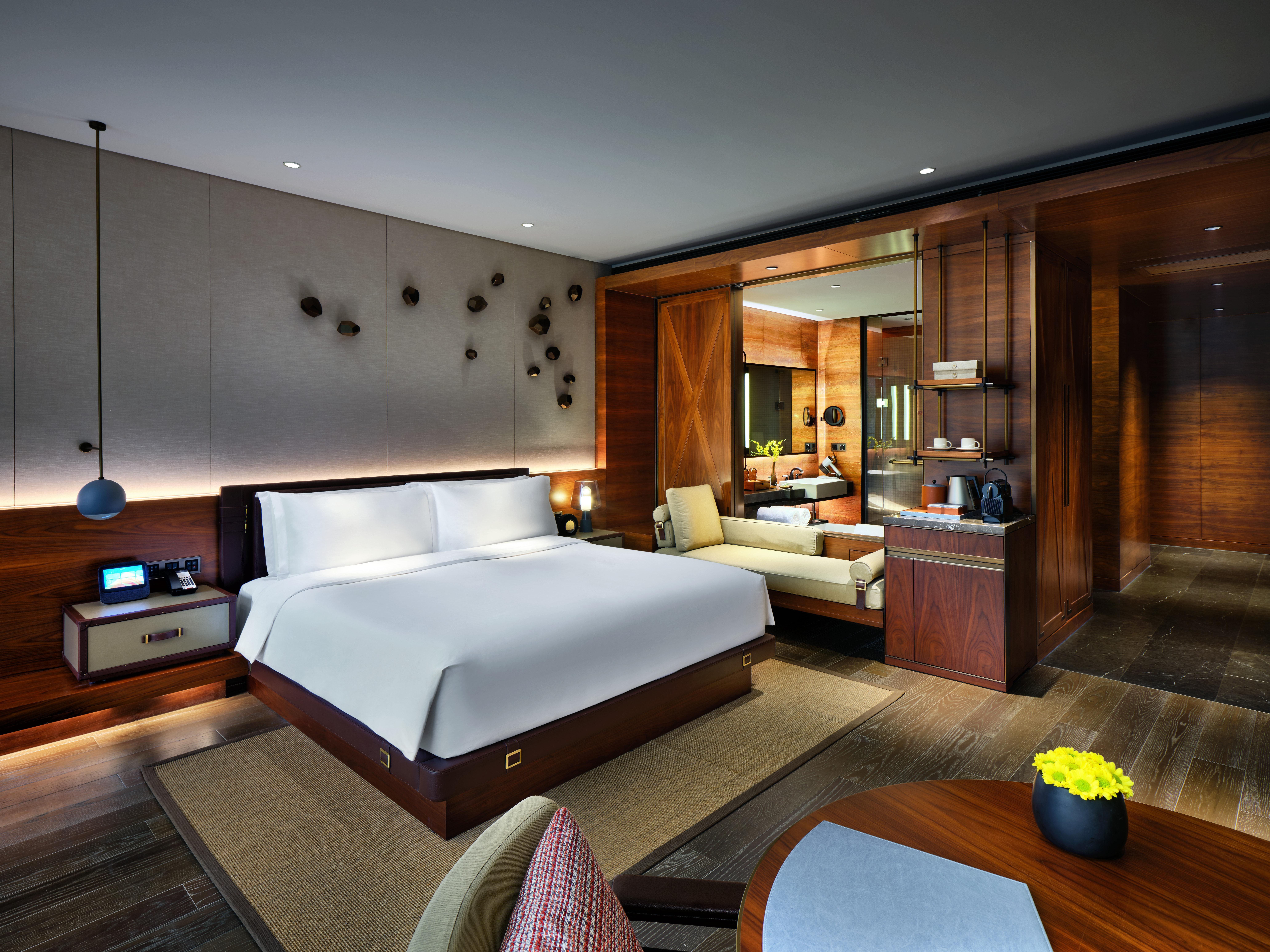 Classic King Room Balcony High Floor