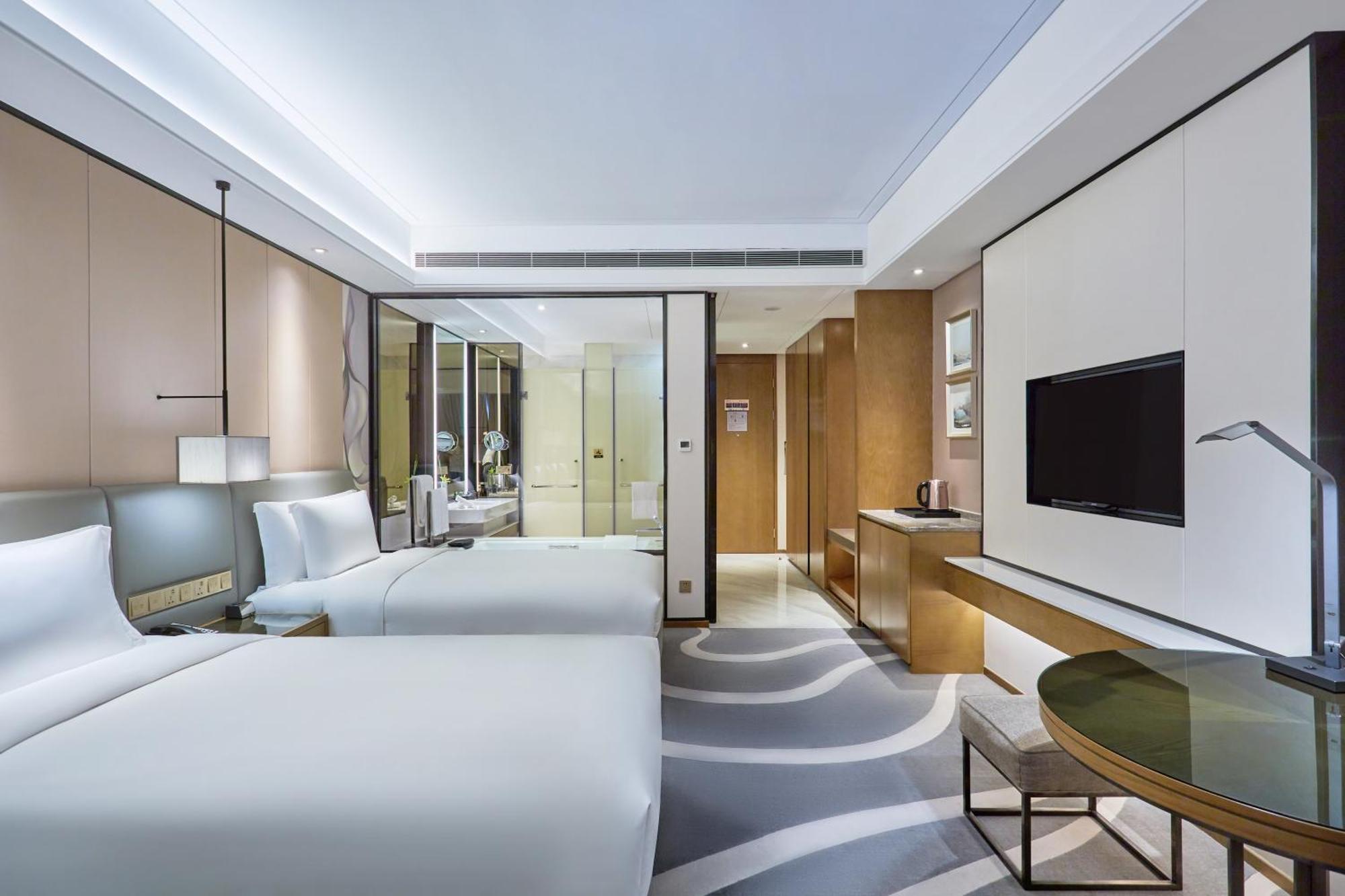 Standard Twin Room Two Twin Beds