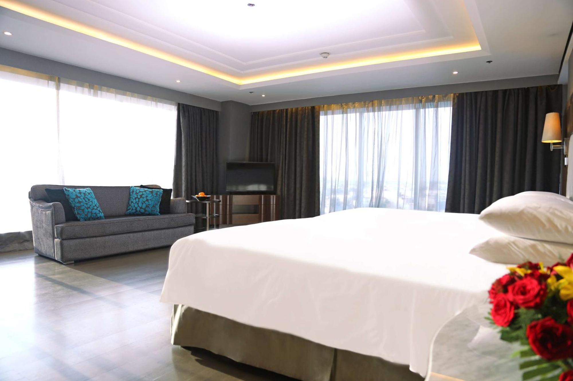 Premier Suite