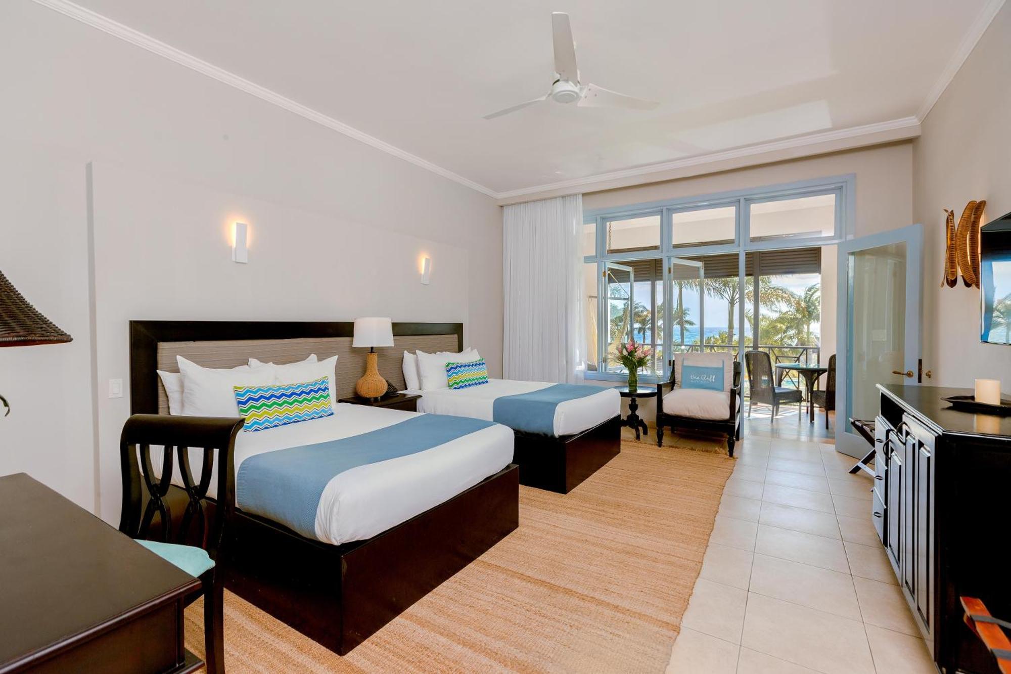 Junior Suite Pool View