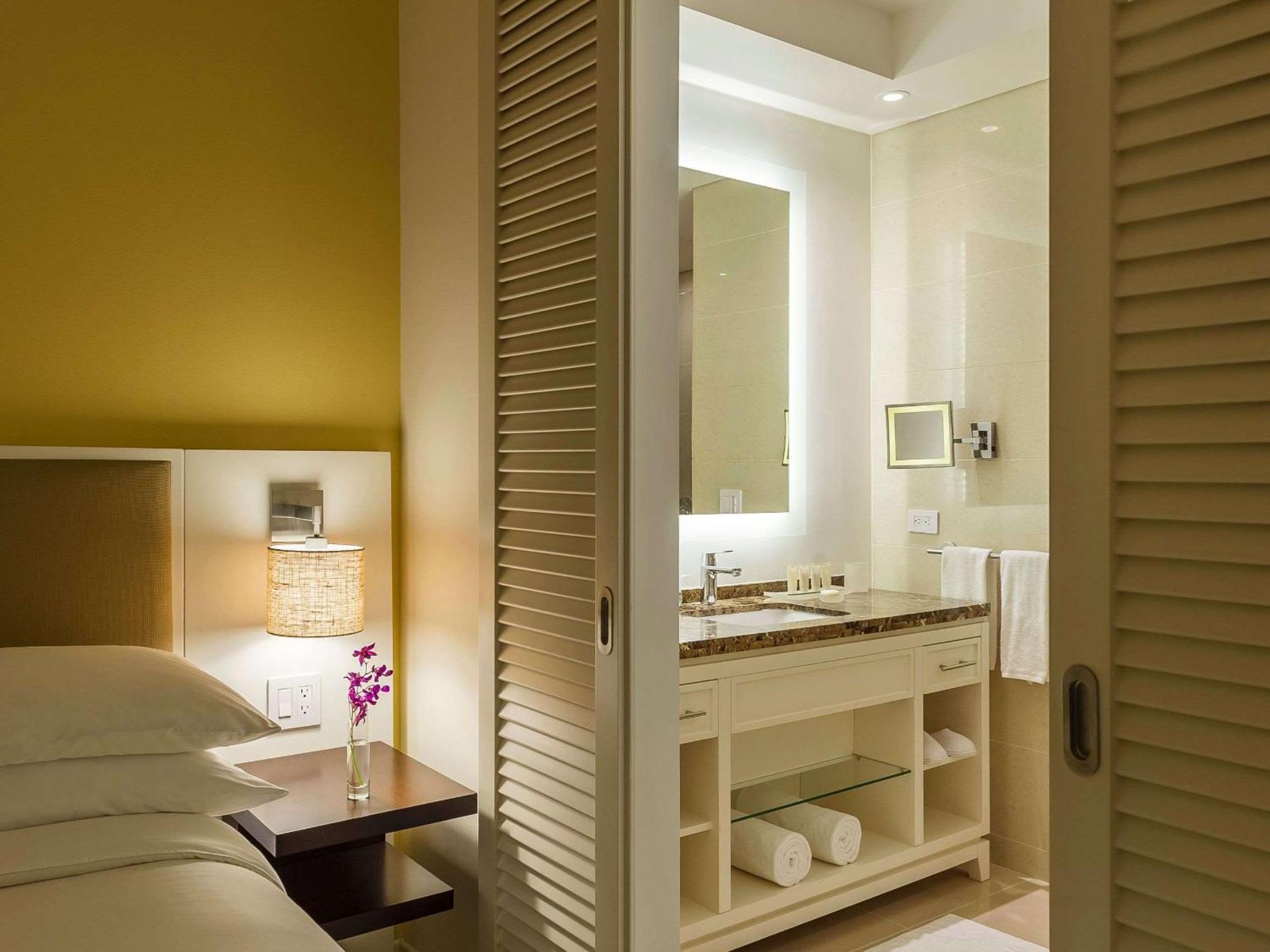 Doppelzimmer mit 2 Doppelbetten