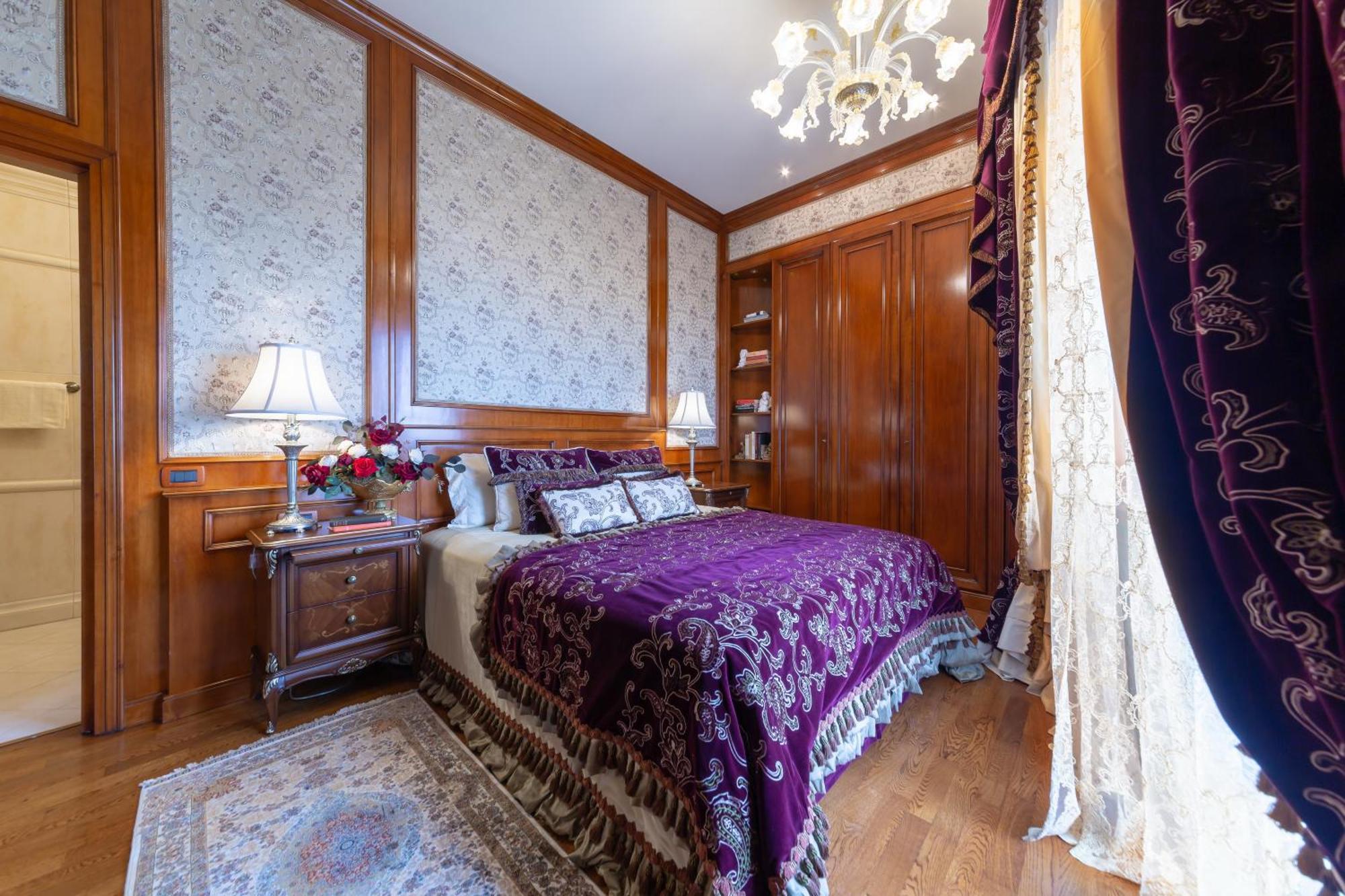 Diplomat Suite