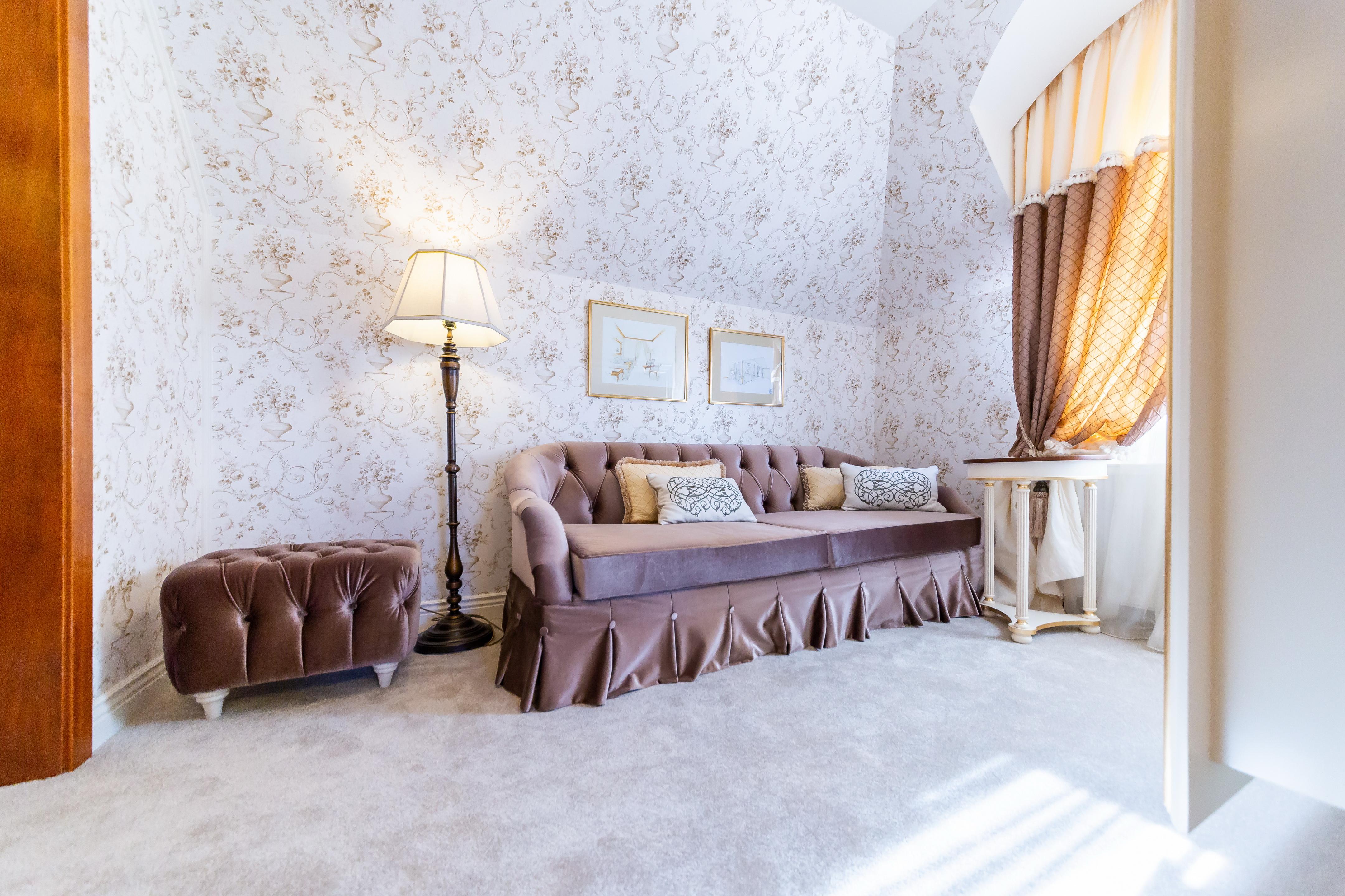 Deluxe Chic Parliament View Room