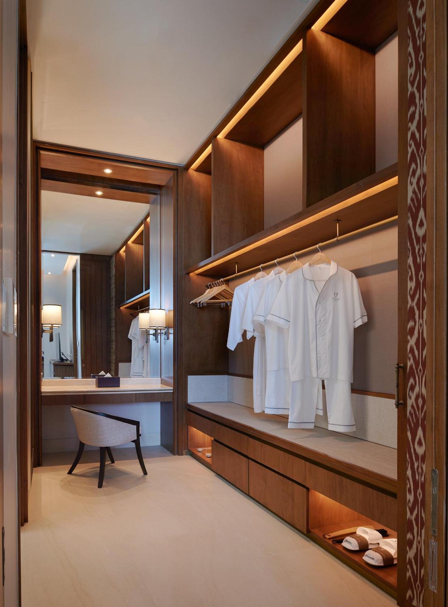 One-Bedroom Villa Hill View