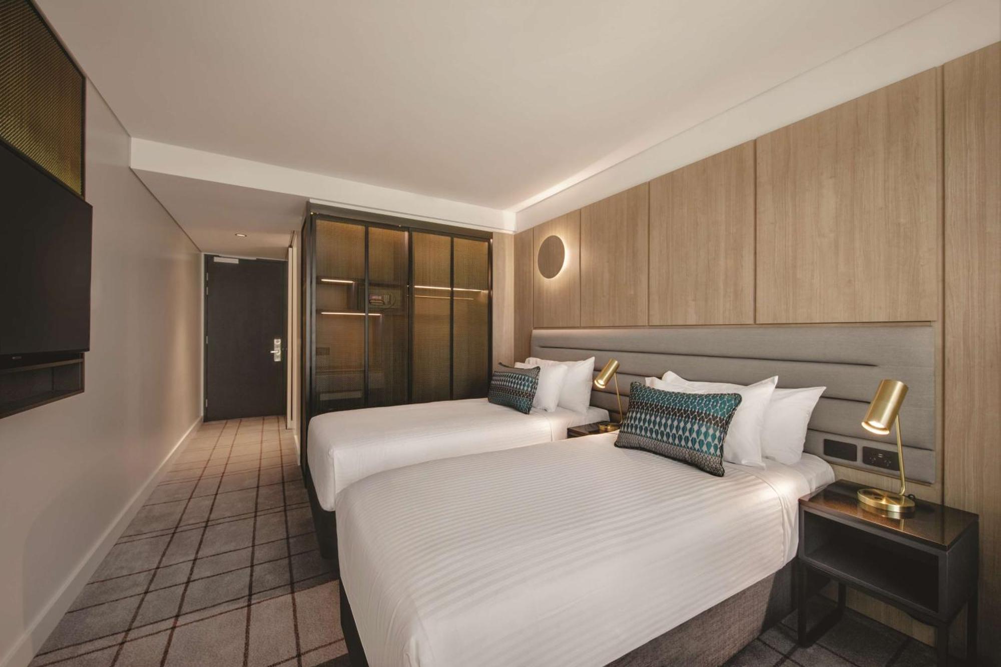 Deluxe Room Twin