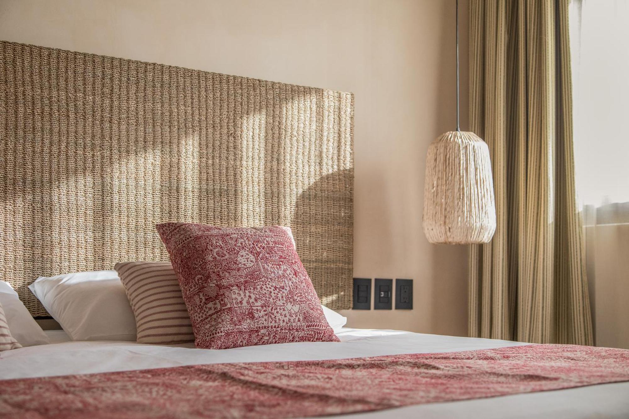 Deluxe Double Jungle Room Terrace 1 King Bed