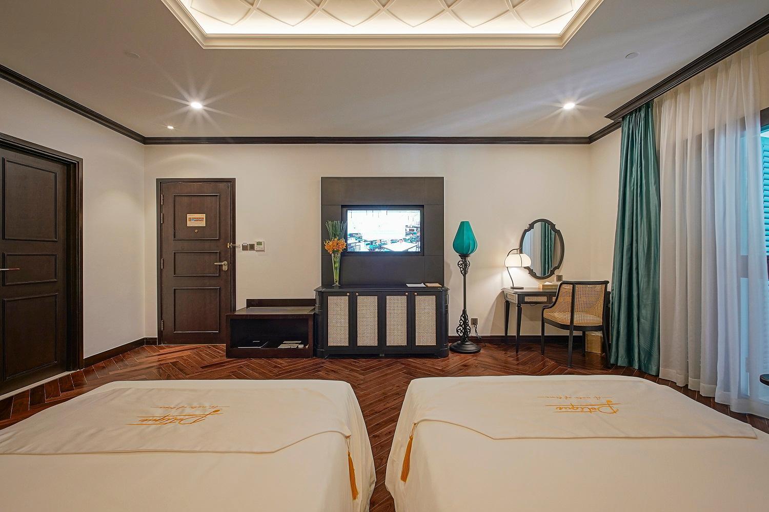 Deluxe Double or Twin Room