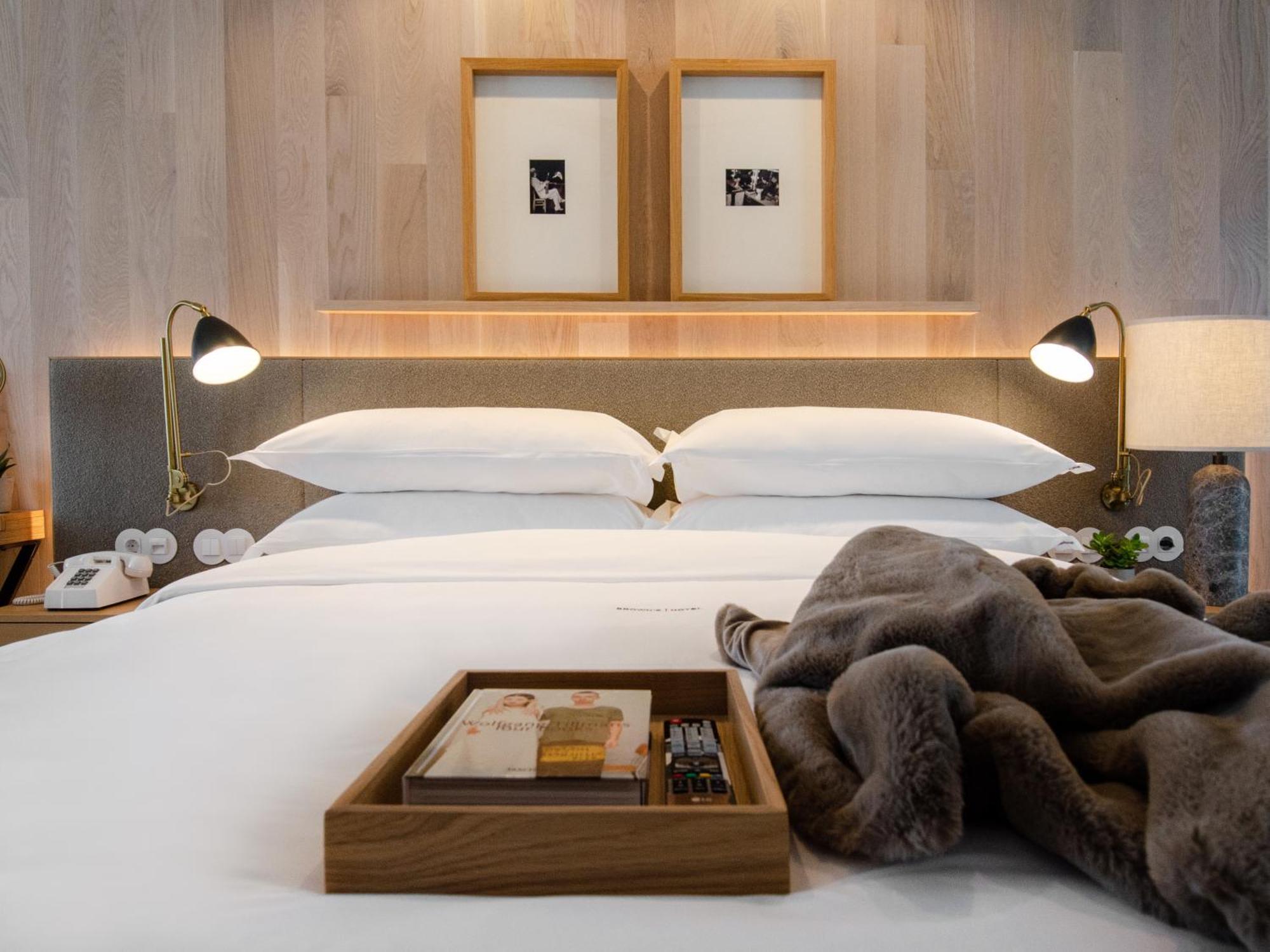 Contemporary Junior Suite
