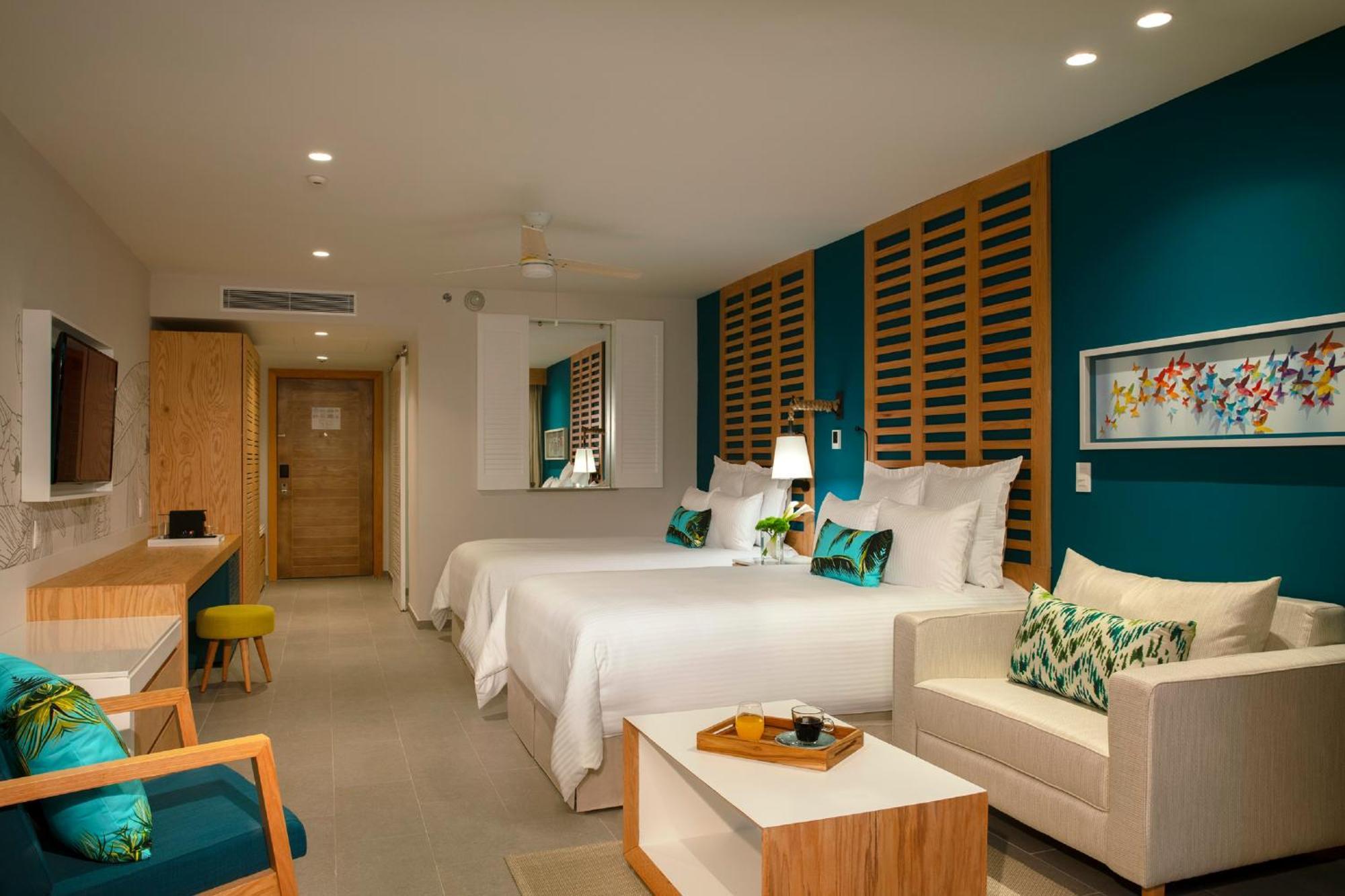 Junior Suite Ocean View Double Beds