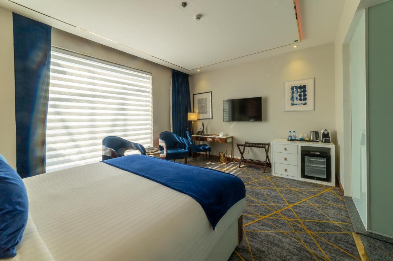 Executive Double Room Lounge Access
