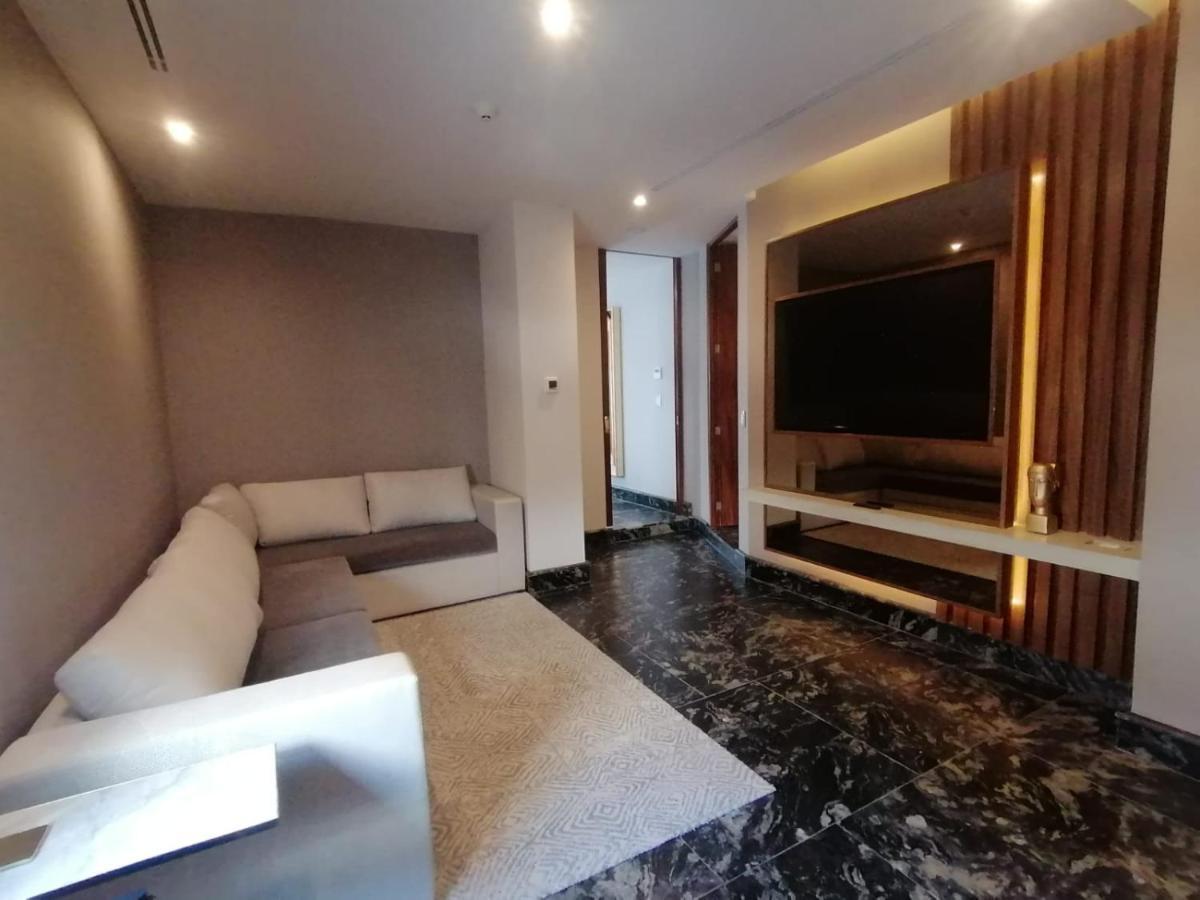 Superior Suite