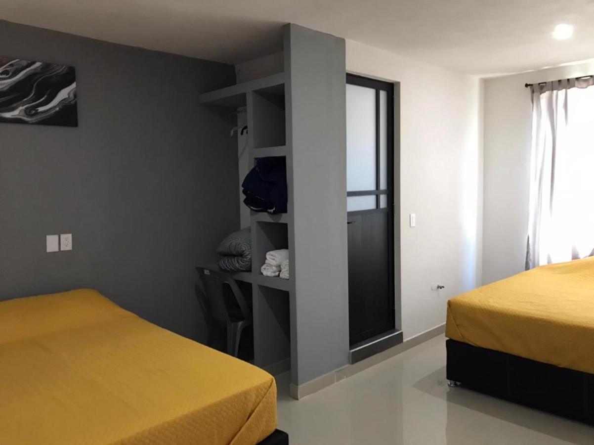 Twin Room,1552438006:JPEG