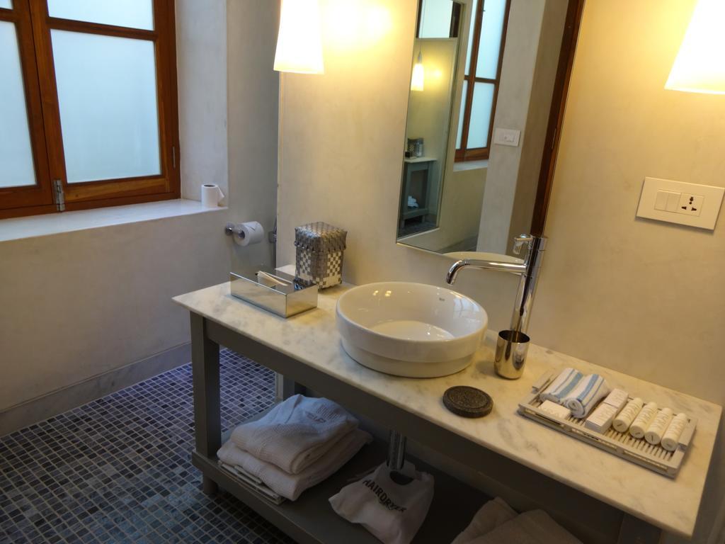 Twin Room,979113790:JPEG