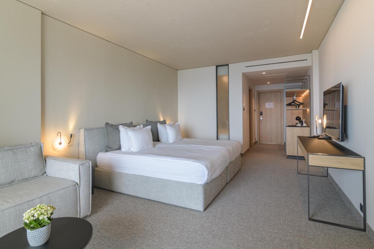 Superior Twin Room with Balcony and Sea View and unlimited access to Health Spring Spa,1294618876:JPEG
