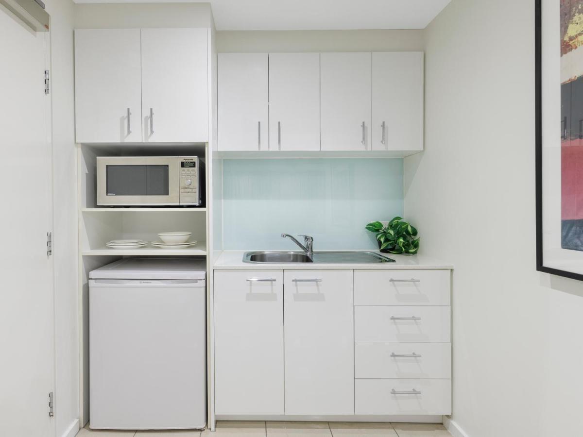 Studio Apartment,1295714716:JPEG
