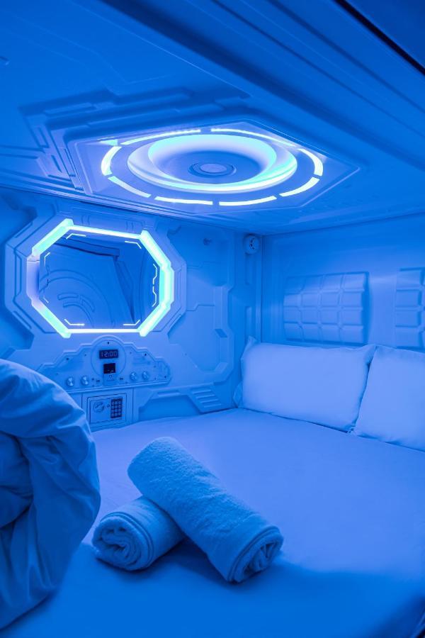 8-Bed Mixed Dormitory Room