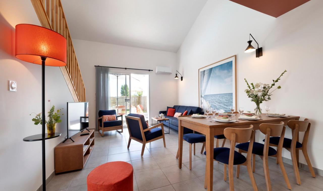 Three-Bedroom Duplex House Private Pool