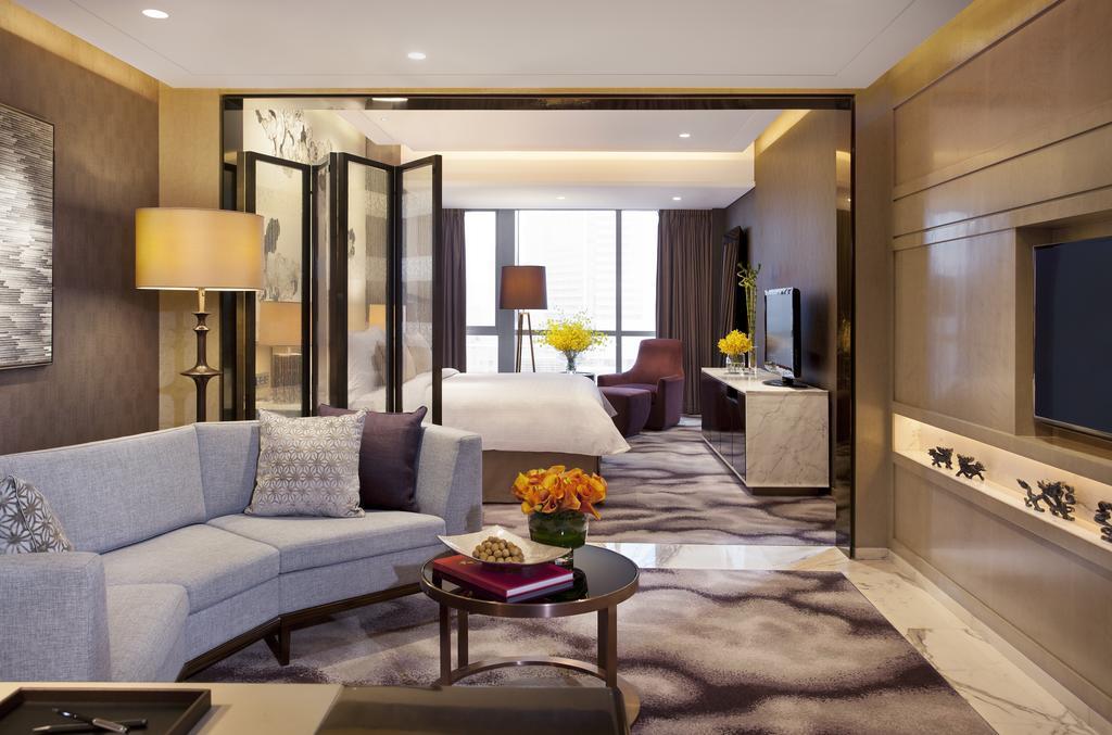 Four Seasons King Room