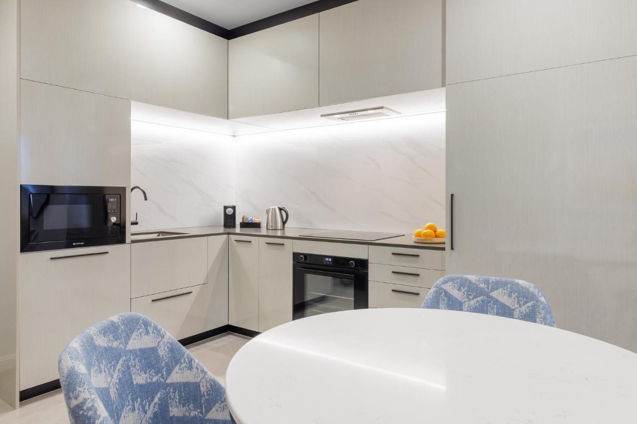 One Bedroom City Suite