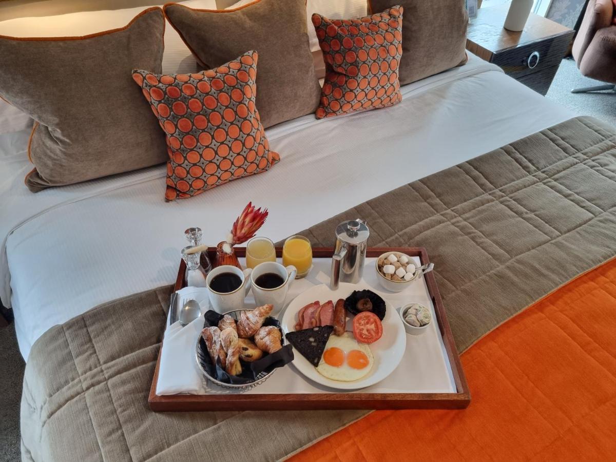 Luxury Garden Suite