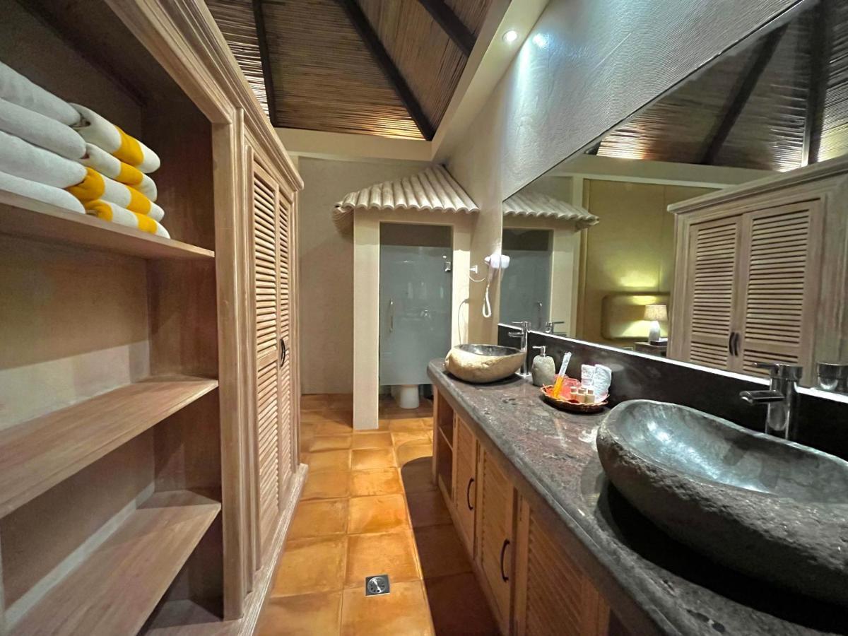 Temple Suite