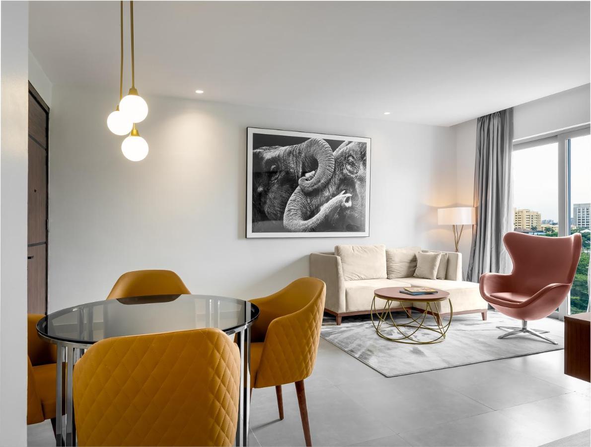 Superior King Suite