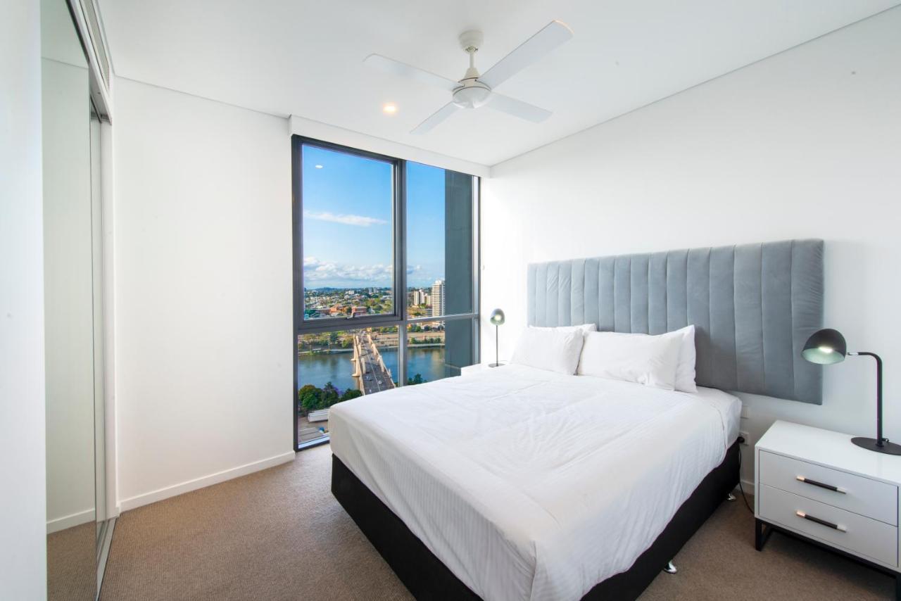 Two Bedroom One Bathroom Mountain View Apartment