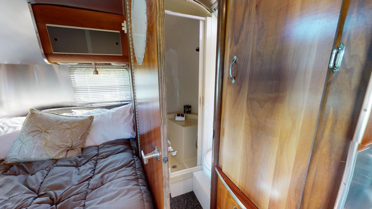 Sovereign Airstream - Caravan (Shared Toilet)