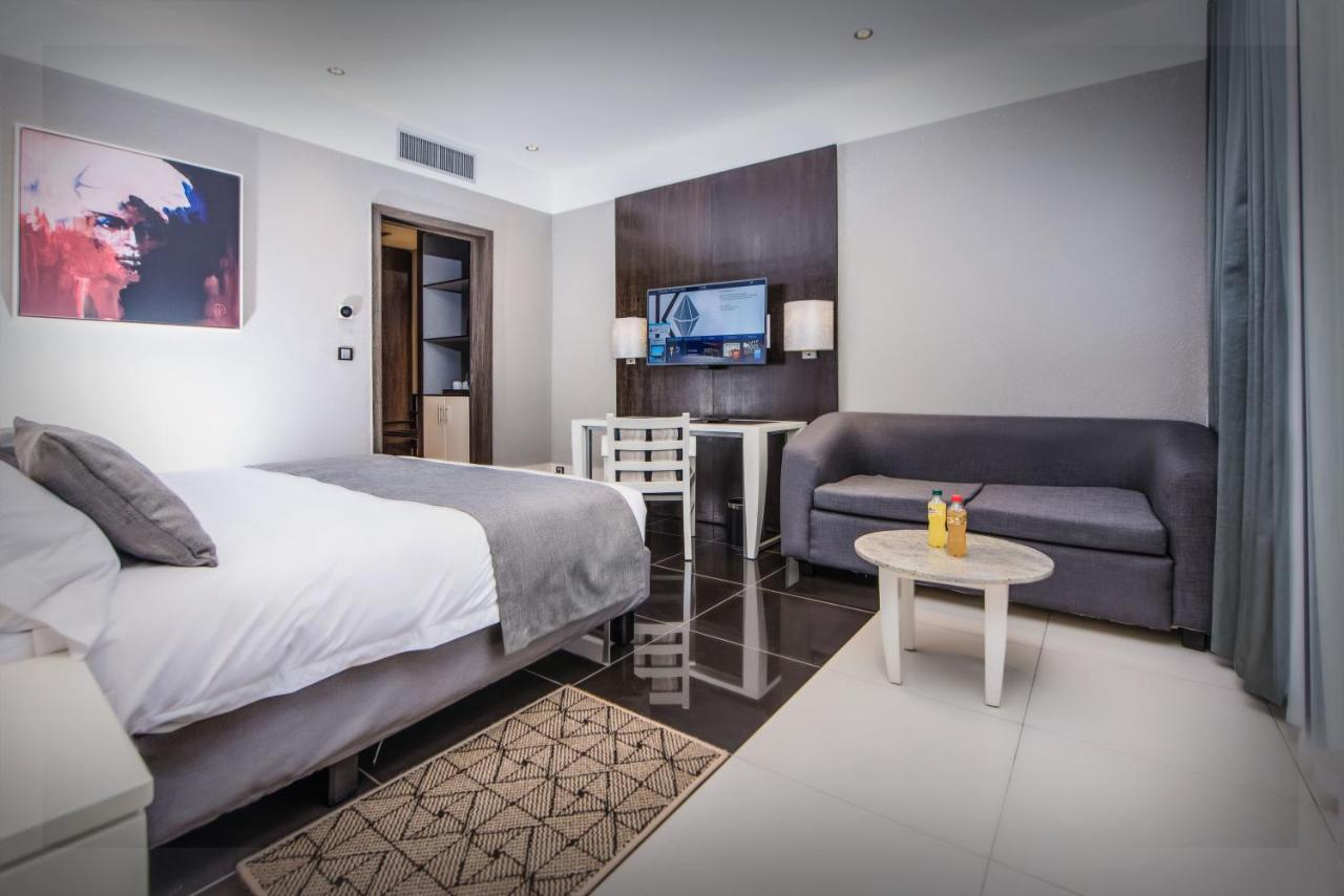 Standard King Room
