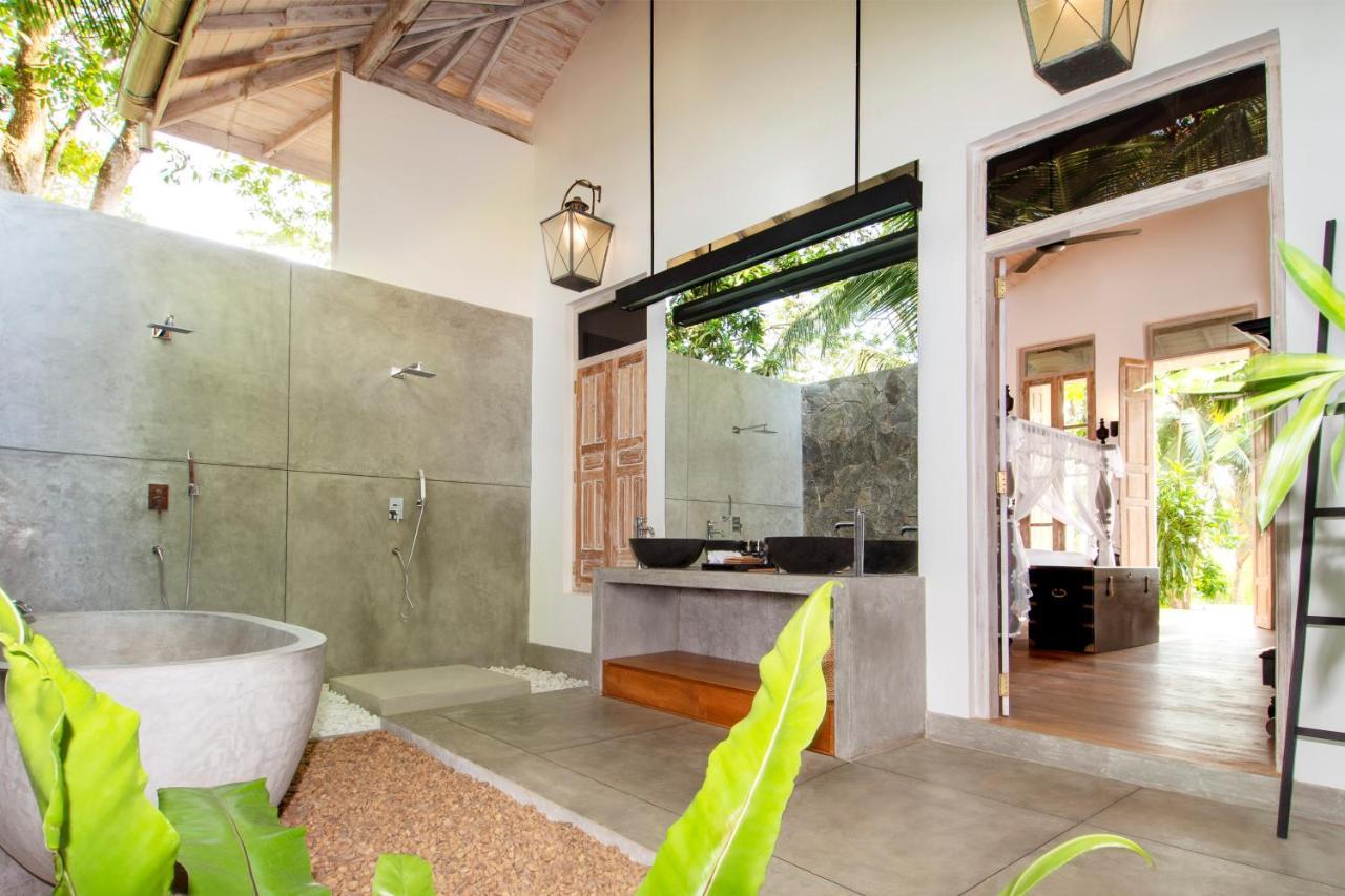 One-Bedroom Colonial mansion Pool